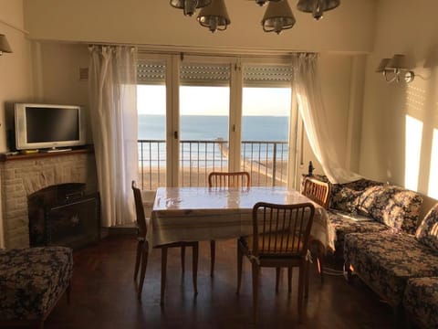 Living room, Dining area, Sea view