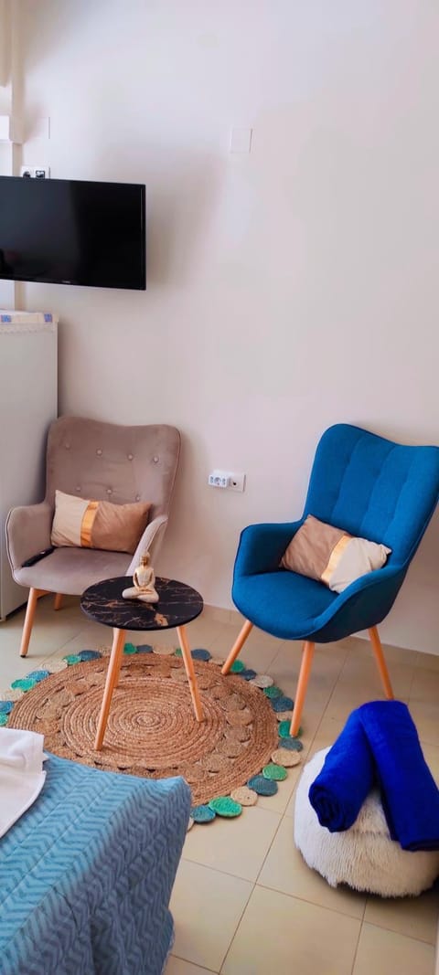 TV and multimedia, Seating area