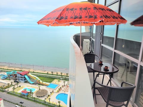 Balcony/Terrace, Pool view, Sea view