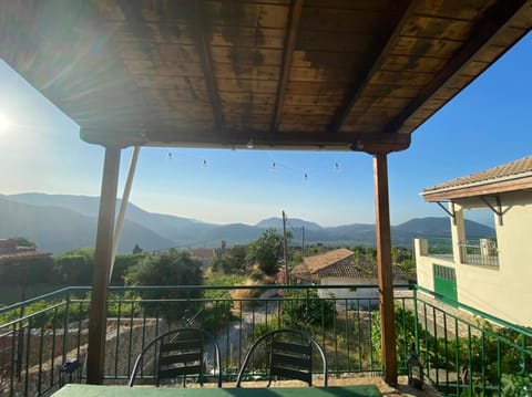 Day, Natural landscape, View (from property/room), Balcony/Terrace, Mountain view