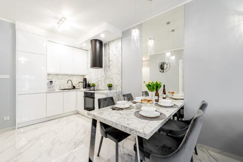 Coffee/tea facilities, Kitchen or kitchenette, Dining area, dishwasher, minibar, pet friendly, stove, toaster