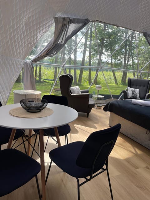 Borowy Glamp więcej niż domki Campground/
RV Resort in Pomeranian Voivodeship