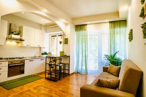 Kitchen or kitchenette, Living room, Dining area, dishwasher, pet friendly, stove