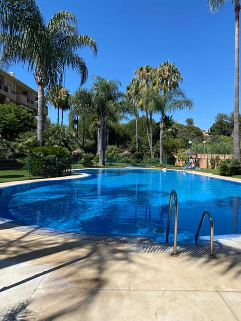 Garden, Swimming pool