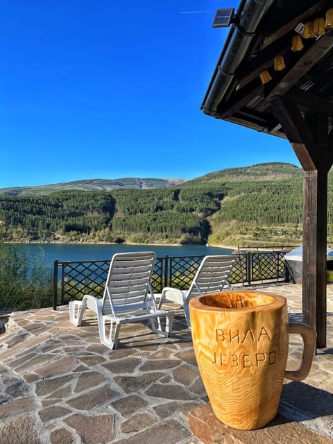 Patio, Natural landscape, View (from property/room), Balcony/Terrace, Lake view, Mountain view