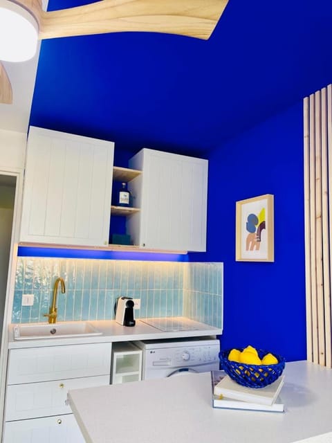 Kitchen or kitchenette, stove, kitchen