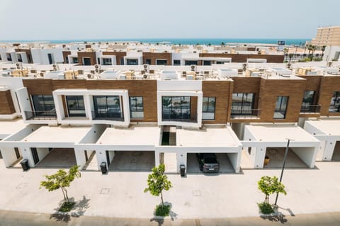 Property building, Bird's eye view