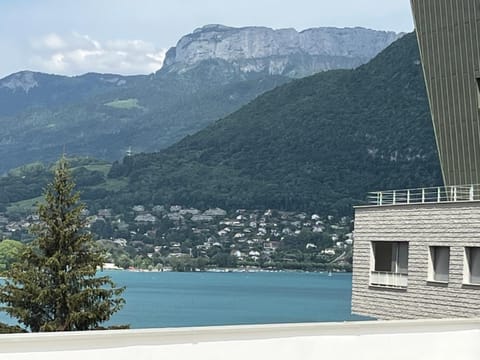 Natural landscape, Lake view, Mountain view