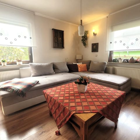 Living room, Photo of the whole room
