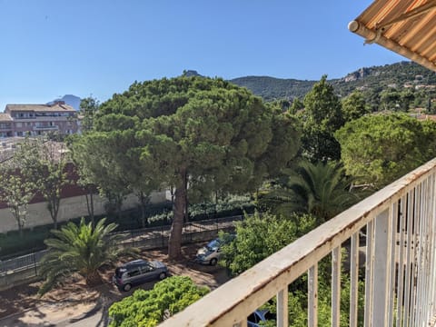 superbe t2 proche des plages et des commerces Apartment in Hyères