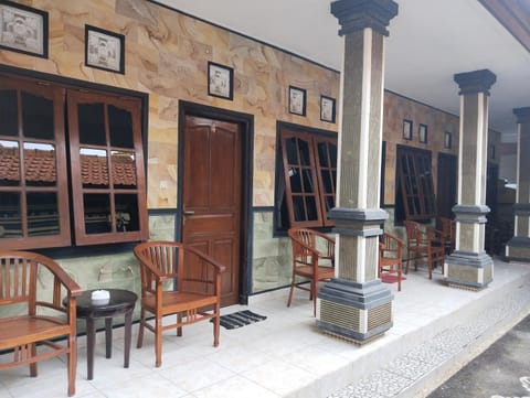 Leo home stay 2 Vacation rental in North Kuta
