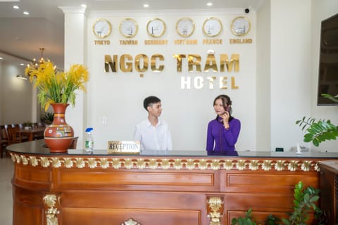 Staff, Property logo or sign, Lobby or reception