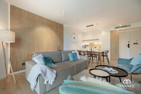 Kitchen or kitchenette, Living room, Decorative detail, Decorative detail, Seating area, Dining area, On site