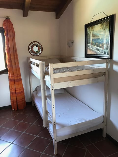 bunk bed