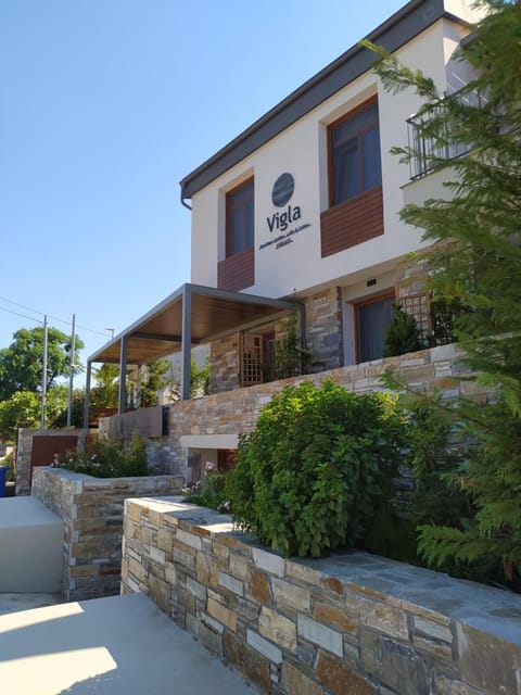 Property building, Facade/entrance