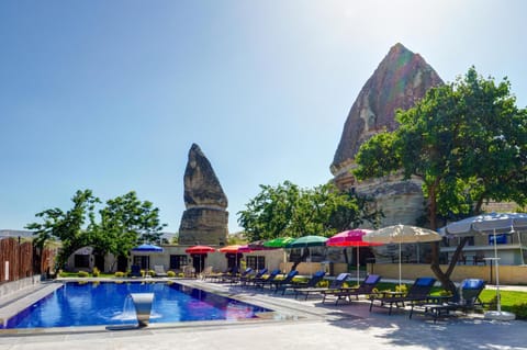 Pool view, Swimming pool, Swimming pool, sunbed