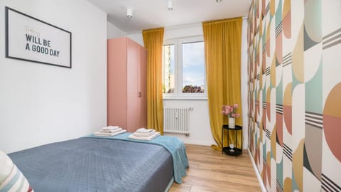 Bed, View (from property/room), Bedroom, wardrobe