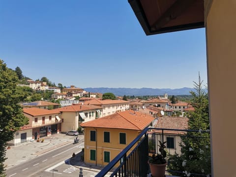 Appartamento Scarperia San Piero a Sieve Apartment in Emilia-Romagna