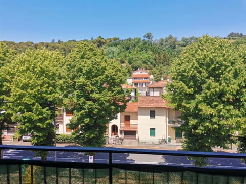 Appartamento Scarperia San Piero a Sieve Apartment in Emilia-Romagna