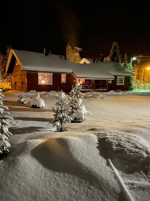 Yllästölli 2 A, Äkäslompolo Chalet in Norrbotten County, Sweden