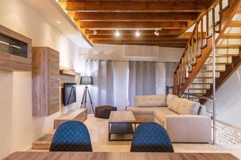 TV and multimedia, Living room, air conditioner