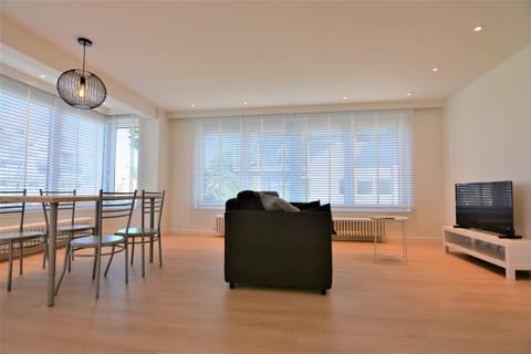 Sundown Beach Apartment in Koksijde