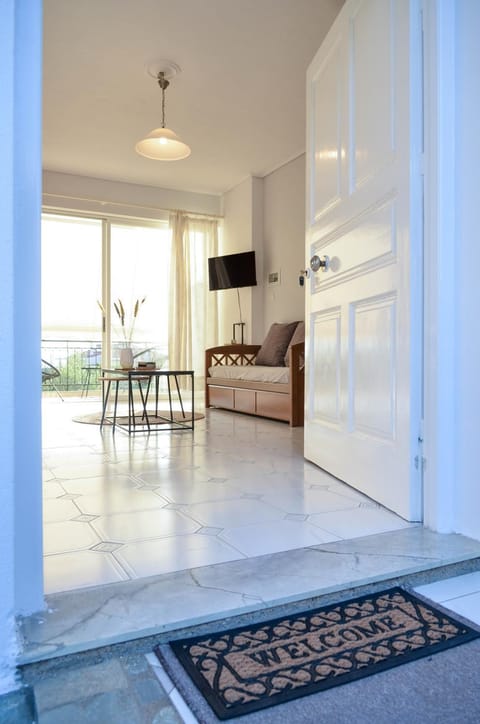 Facade/entrance, Balcony/Terrace, Living room