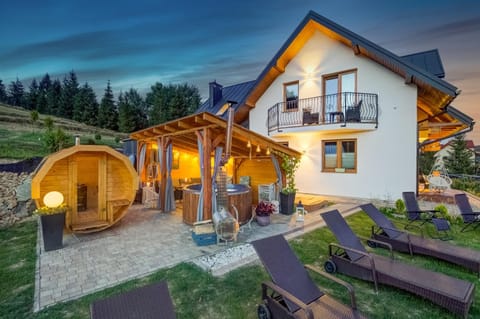 Property building, Garden