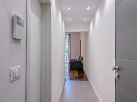 Appartamenti in Villa del '900 (A) Apartment in Varazze