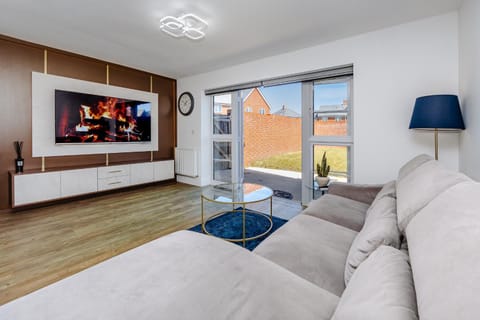 TV and multimedia, Living room, Seating area