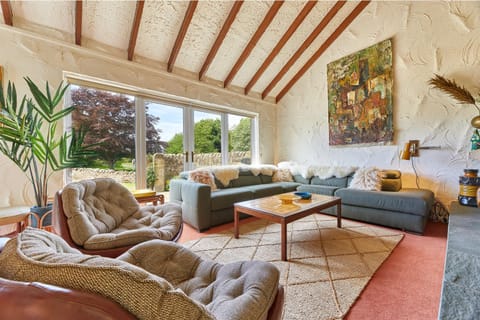 Living room, Lounge or bar, Seating area