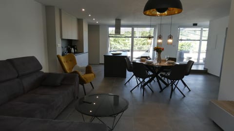 Living room, Seating area, Dining area