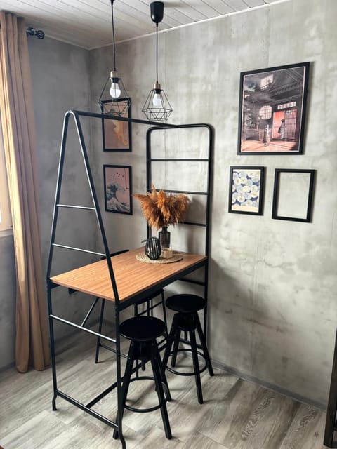 Kitchen or kitchenette, Living room, Seating area