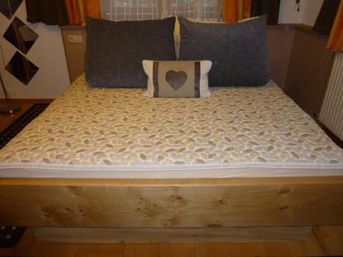 Living room, Decorative detail, Seating area, Bedroom