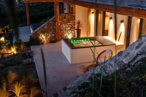 Property building, Patio, Night, Natural landscape, Garden, Hot Tub, Hot Tub, Balcony/Terrace, Inner courtyard view