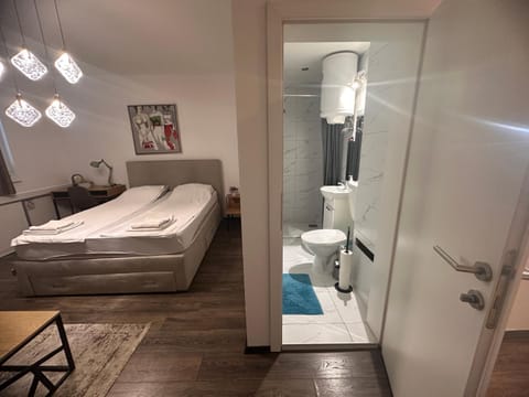 Velvet Suite - Skopje City Center Apartment in Skopje