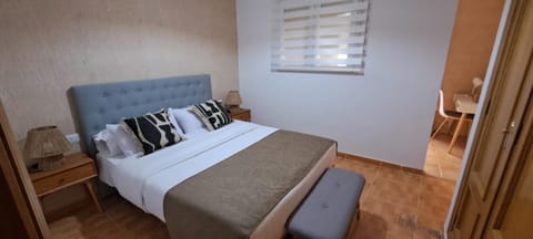 Edificio Amarillo en el Barrio Apartment in Alicante