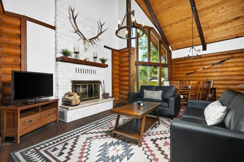 The Fernwood House in Brightwood