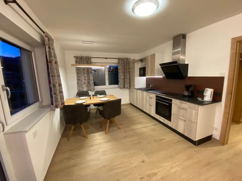 Kitchen or kitchenette, Living room, Dining area, dishwasher, minibar, pet friendly, stove, toaster