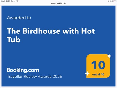 The Birdhouse with Hot Tub House in County Donegal