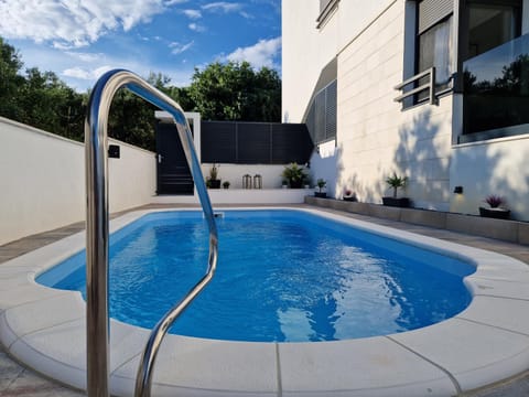 Day, Pool view, Swimming pool