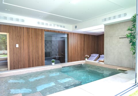 Sauna, Swimming pool, Swimming pool