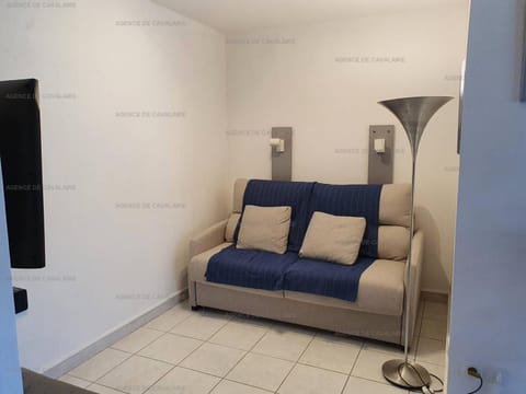 T2 climatisé au cœur de Cavalaire, avec terrasse, garage, proche des plages et commerces - FR-1-100-277 Apartment in Cavalaire-sur-Mer