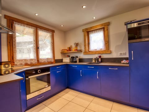 Chalet moderne avec jacuzzi, animaux admis, Morillon - FR-1-642-66 Chalet in Morillon