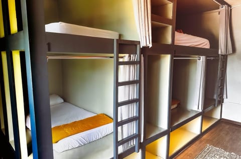 Bed, Bedroom, bunk bed