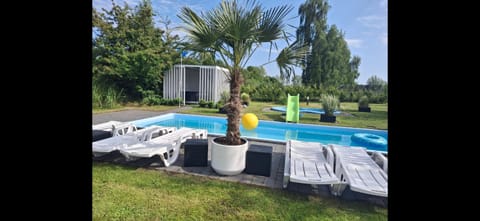 Domki Black Pearl Mielno basen sauna jacuzzi House in West Pomeranian Voivodeship, Poland