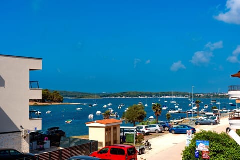 Beach, Sea view, Parking