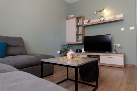 Blue home House in Makarska