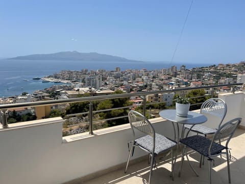 Balcony/Terrace, City view, Sea view, Street view