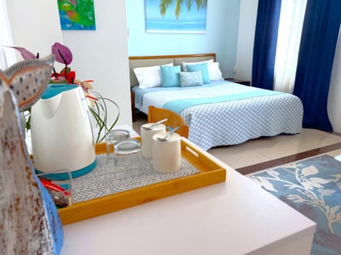 Bed, Coffee/tea facilities, Bedroom